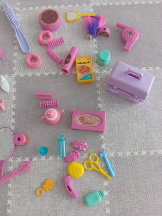Set di accessori vari per bambole Barbie