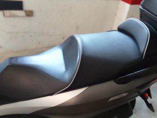 Piaggio MP3 500 Maxi Scooter
