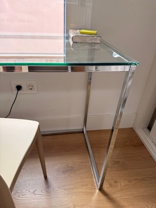 Escritorio de cristal