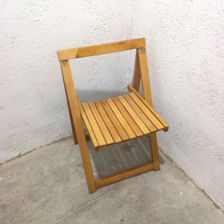Silla plegable de madera