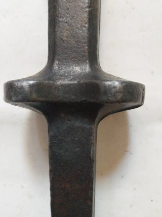 YUNQUE Y MARTILLO PARA GUADAÑA.