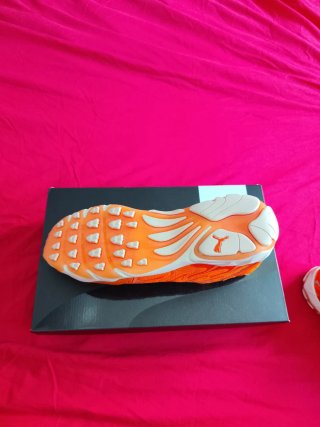 Zapatillas Puma Inhale Reflective Naranja
