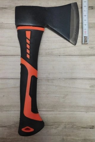 REBAJA. HACHA ABS NARANJA DEPORTIVA CON FUNDA