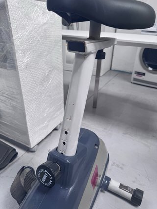 Bicicleta Estática SPORTSTECH ESX 500
