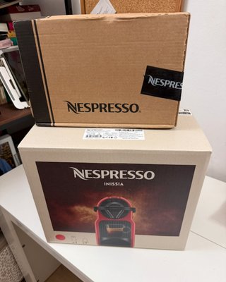 Cafetera Nespresso Inissia Roja - Nueva PVP 119,90