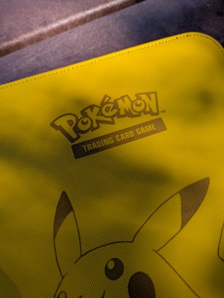 Album Raccoglitore Pokemon Giallo VaultX