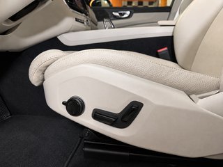 Volvo XC60 T6 AWD Recharge Ultimate Bright -- 2023