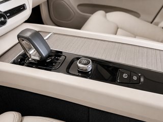 Volvo XC60 T6 AWD Recharge Ultimate Bright -- 2023