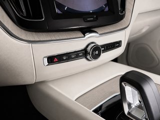 Volvo XC60 T6 AWD Recharge Ultimate Bright -- 2023