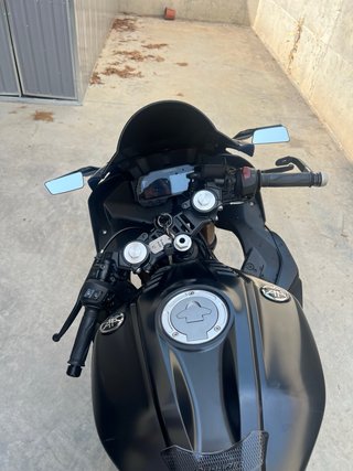 Yamaha YZF R125 Negra