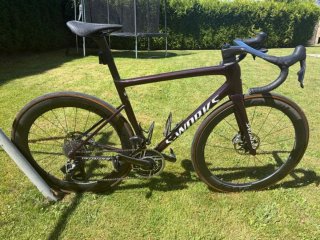 Specialized S-Works Tarmac SL8 SRAM RED AXS 2025