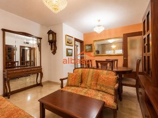 Piso en venta en Zona Centro en Córdoba