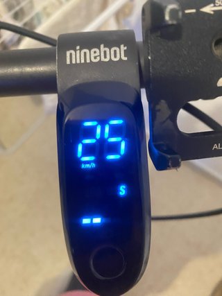 Patinete eléctrico Ninebot 25 km/h