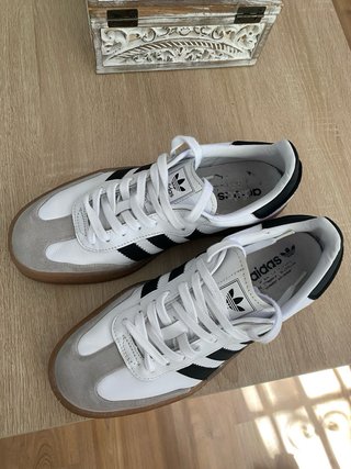 Zapatillas Adidas Mujer Blancas y Grises