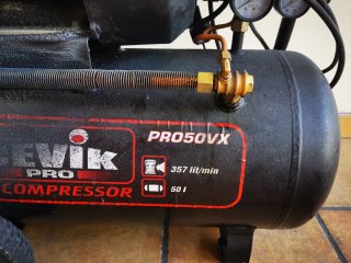 Compresor de aire 3HP PRO50VX 50L