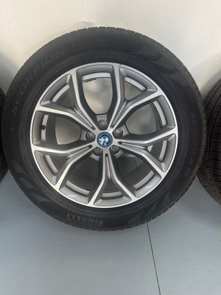 Llantas BMW 19 Originales + neumaticos Pirelli 80%