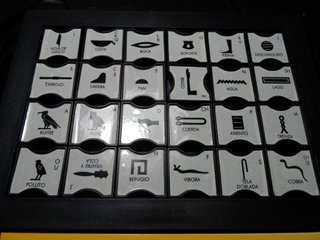 Juego Jeroglíficos Museo de Arte Sellos