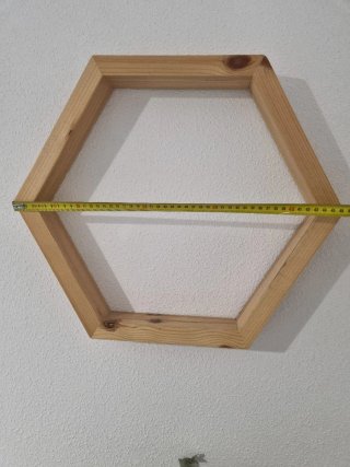 Estanterías hexagonales de madera