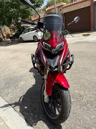 Benelli TRK 251 Adventure