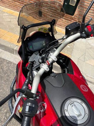 Benelli TRK 251 Adventure