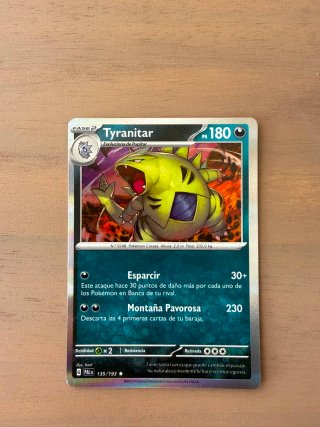 Carta Pokémon Tyranitar 135/193 Fase 2