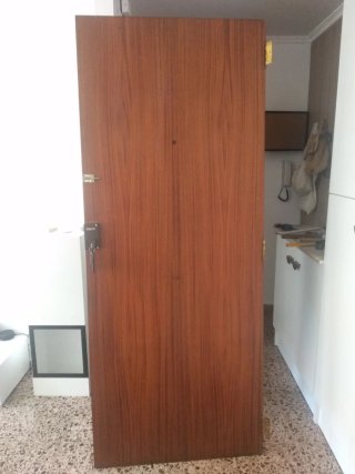 Puerta de entrada madera 82cm anchox 2,25cm alto
