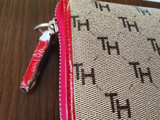 Monedero Tommy Hilfiger Beige y Rojo