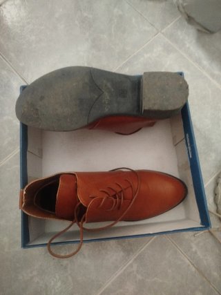 Botines marrones con cordones