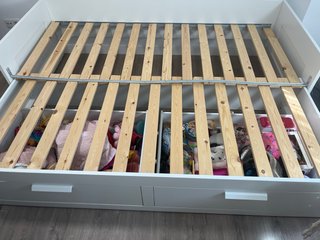 Diván blanco con cajones Ikea