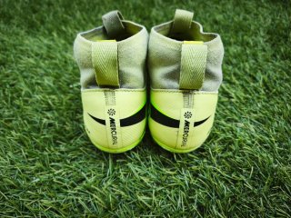 Botas Fútbol Nike Mercurial Air Zoom T33.5