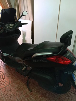 Yamaha Xmax 125cc Negra