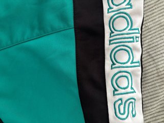 Chaqueta Adidas Retro Turquesa Negra