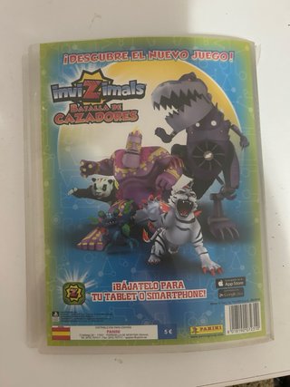 Álbum InviZimals Batalla De Cazadores