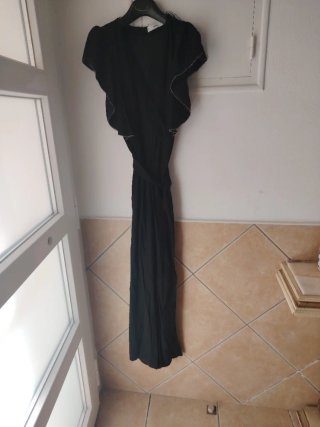 Mono de vestir negro