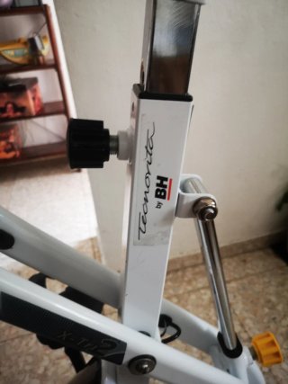 Bicicleta Estática BH X-tri2