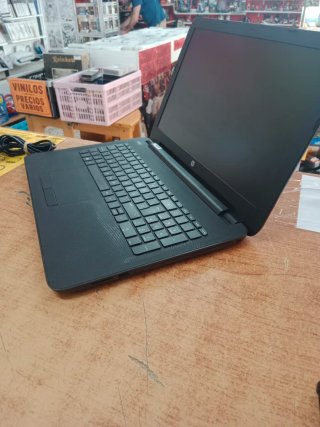 ORDENADOR PORTÁTIL HP 250 G4 CON CARGADOR