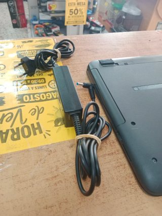 ORDENADOR PORTÁTIL HP 250 G4 CON CARGADOR