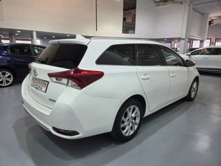 Toyota Auris 1.4 90D Business Touring Sports
