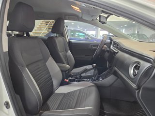 Toyota Auris 1.4 90D Business Touring Sports