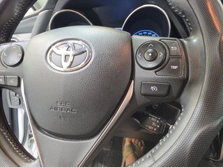 Toyota Auris 1.4 90D Business Touring Sports