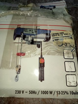 Polipasto eléctrico para subir material BWK 4004