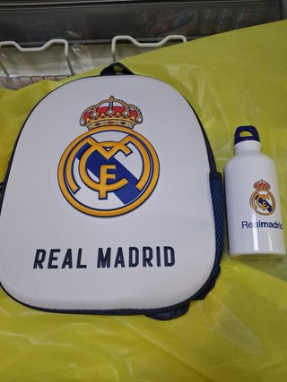 Mochila Real Madrid blanca y azul