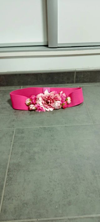Cinturón fiesta flores rosa