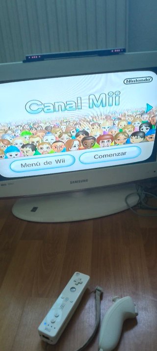 Wii con MA GIA Retrocompatible + Tabla WiiFit