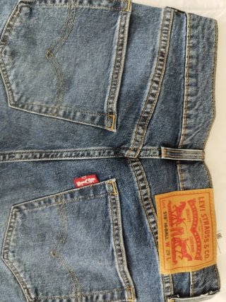 Pantalón Levis 519 Hombre Talla M