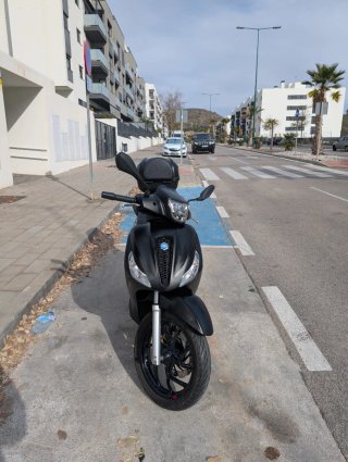 Piaggio Medley 125 S Negra Mate (2023)