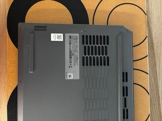 Lenovo LOQ 15IRX10 — i7 / 32GB / 1TB / RTX 5060 8G