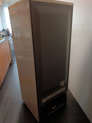 Congelador vertical Becken A+ 5 cajones