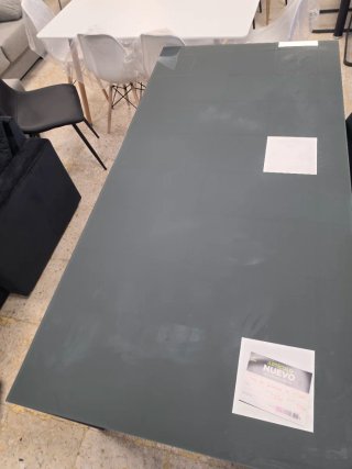 Mesa de comedor cristal y metal