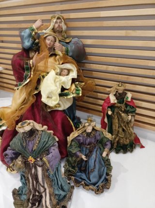 Espectacular Misterio 60cm y reyes Magos 30 ctm